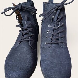 NWOT Earth Lace-Up Boots